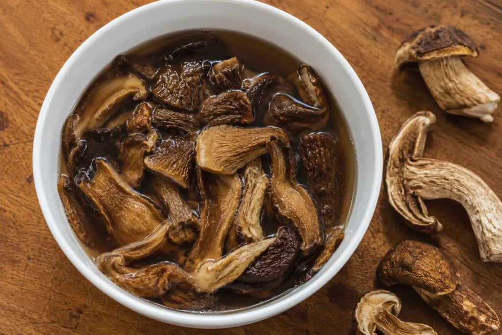 Bigos zero-waste z resztek warzyw