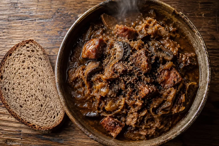 Bigos zero-waste z resztek warzyw