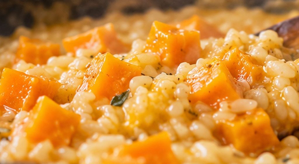 Risotto z dynią wychodzi kleiste zamiast kremowego? Sprawdź ryż, ilość bulionu i moment dodania dyni